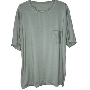 Vuori Men’s Tradewinds Pocket Short Sleeve Tee Shirt 2XL Athletic Breathable